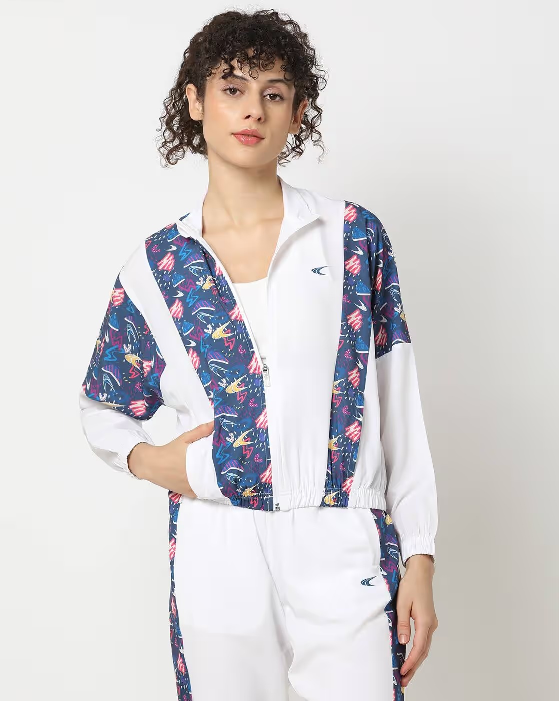 Women Printed Relaxed Fit Jacket - PERFORMAX