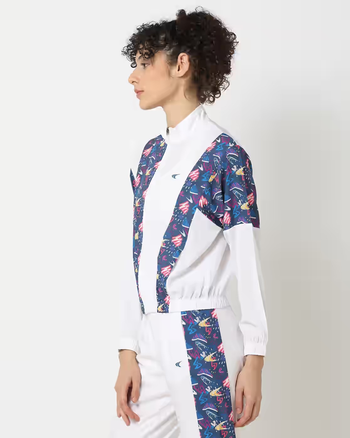 Women Printed Relaxed Fit Jacket - PERFORMAX