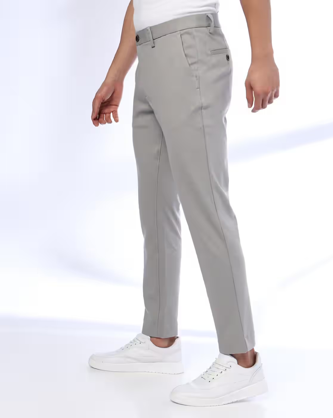 Men Banswara Cropped Fit Flat-Front Chinos - NETPLAY Grey
