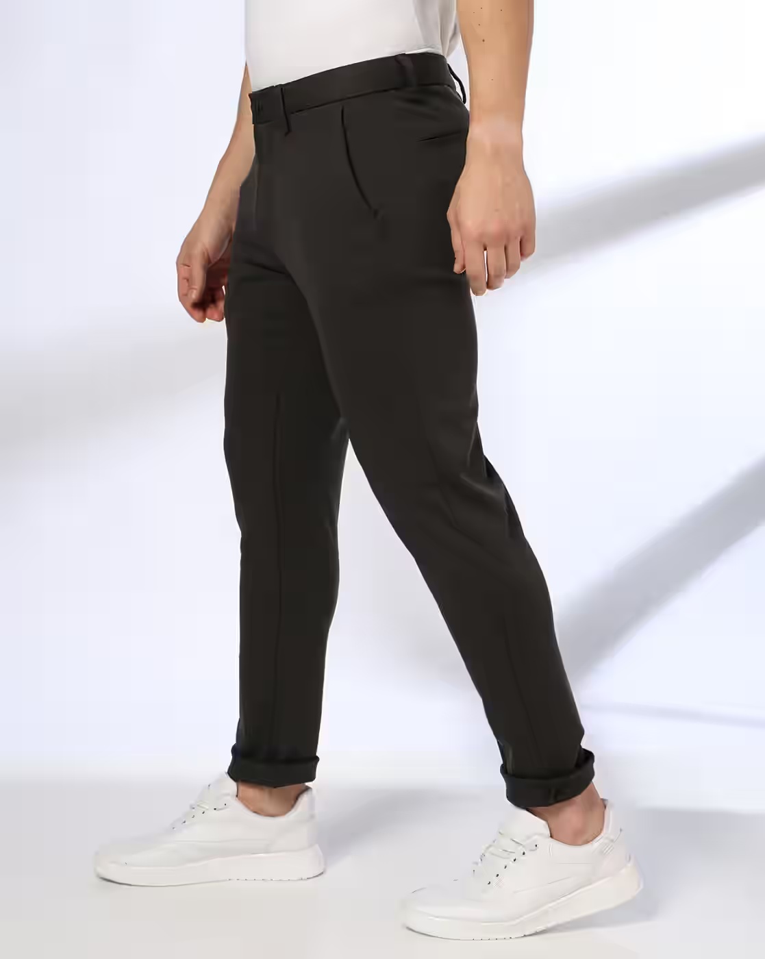 Men Banswara Cropped Fit Flat-Front Chinos - NETPLAY Olive