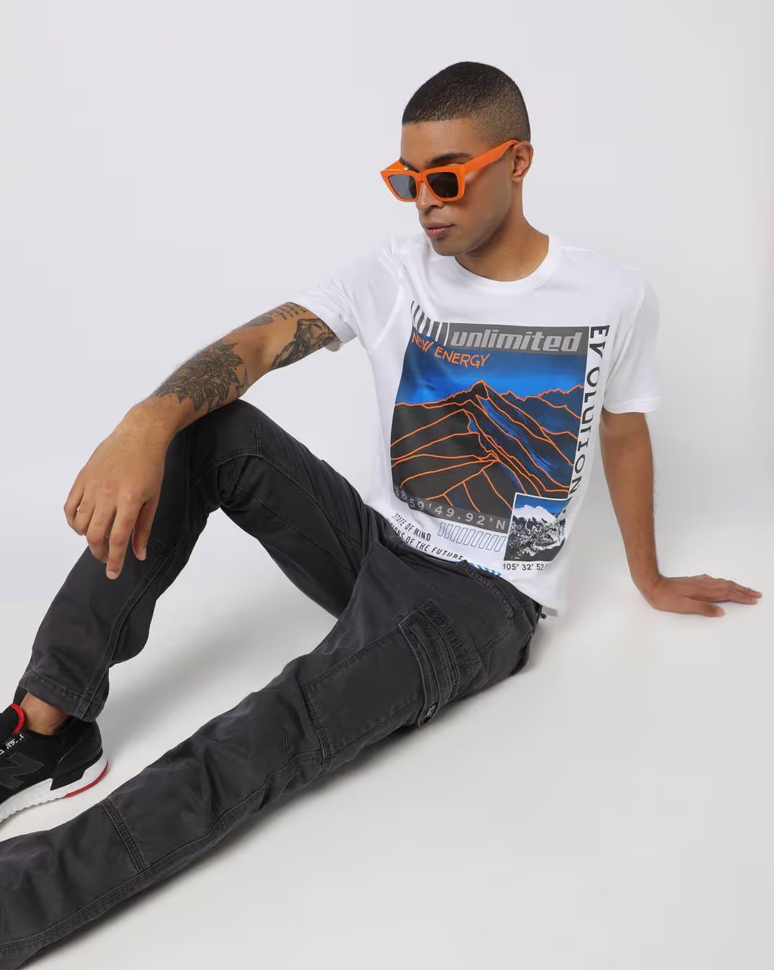 Regular Fit Graphic Print Crew-Neck T-Shirt - DNMX White