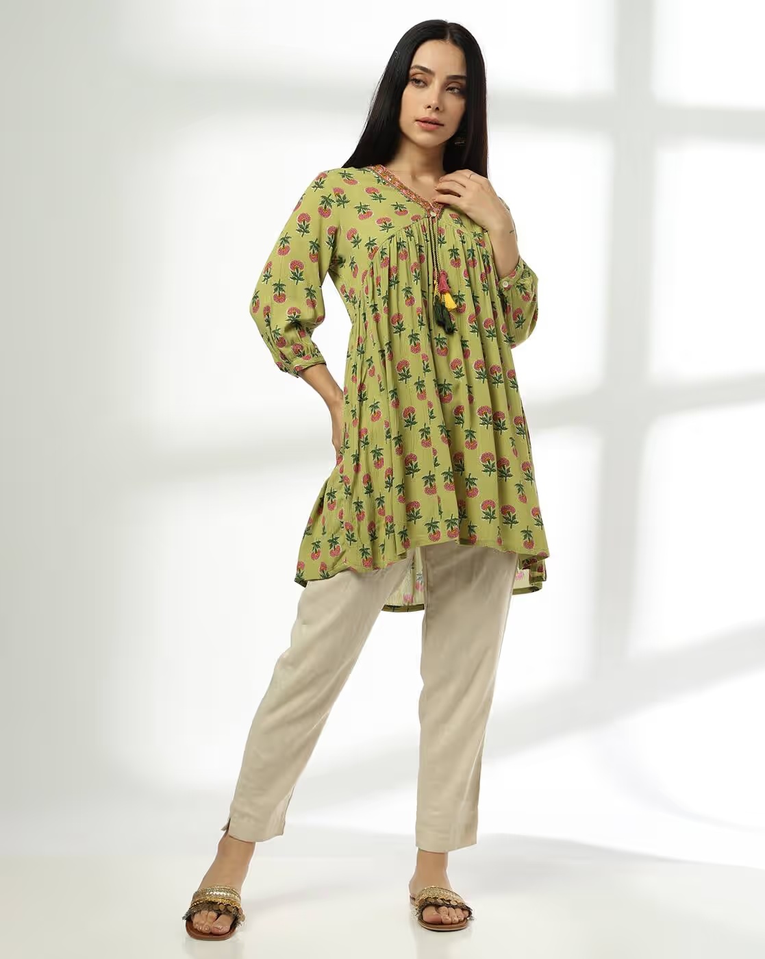 Women Floral Print Relaxed Fit Alia-Cut Tunic - FUSION Green